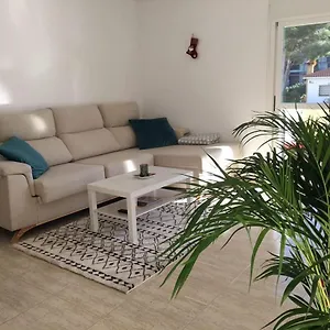 Habitación en casa particular Residencial Aqua - La Pineda, Salou